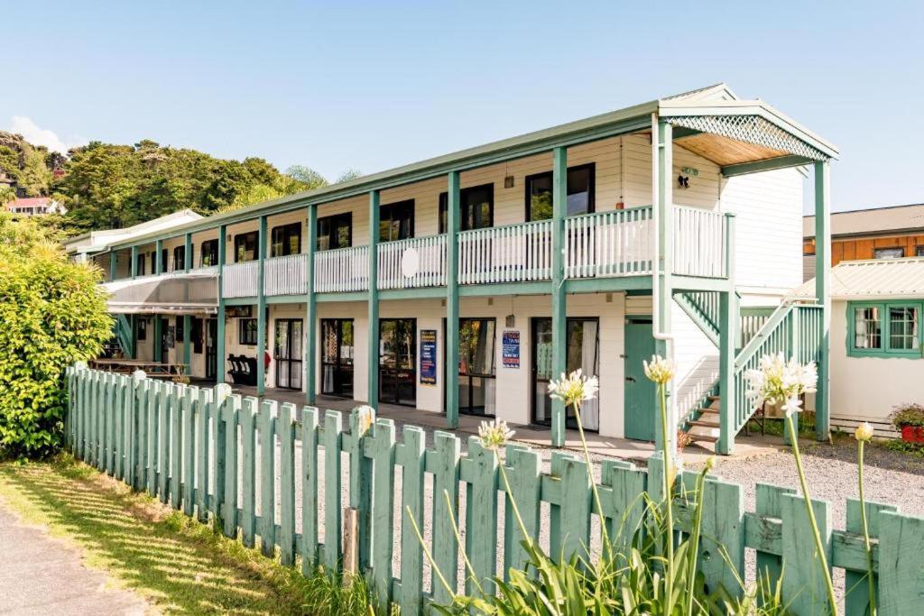 Bay Of Islands Lodge Пейхія Екстер'єр фото